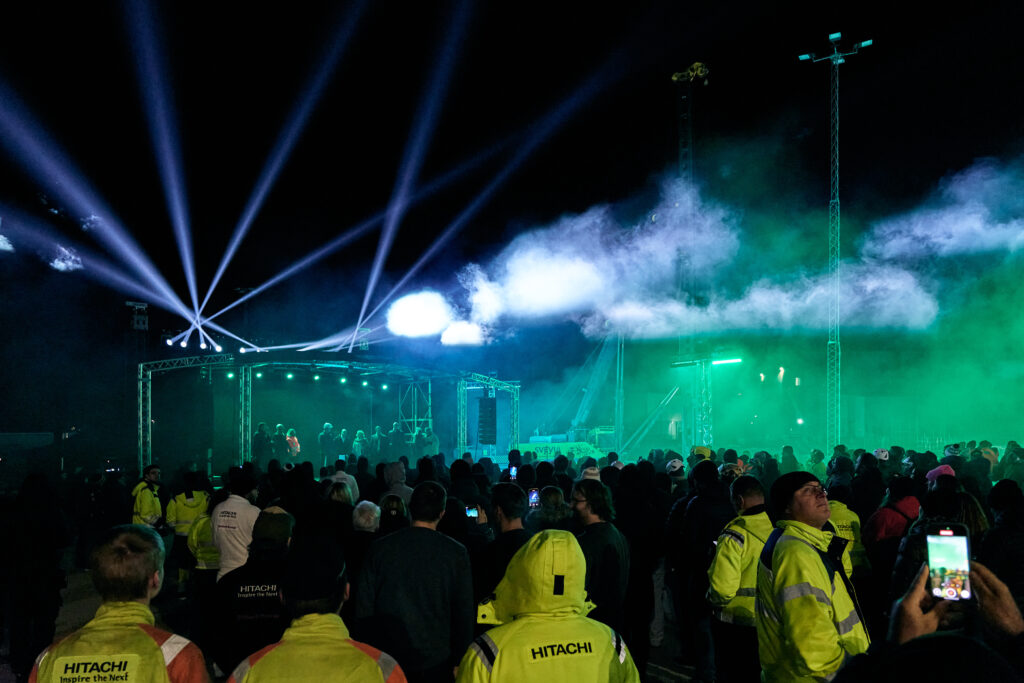 Hitachi - Northern Lights